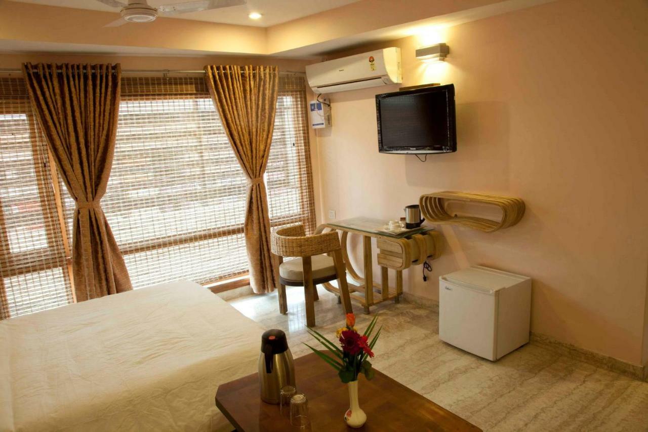 구와하티 레인스 인 B&B 외부 사진